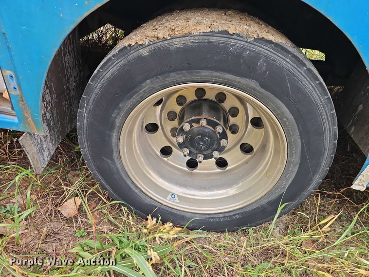 image for item EB8380 2021 Freightliner M2 flatbed truck