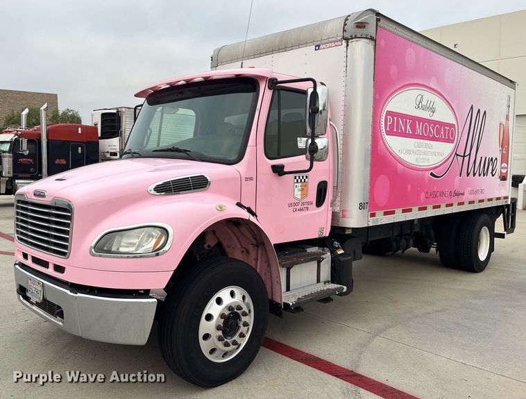 image for item EC1081 2013 Freightliner Business Class M2 box truck