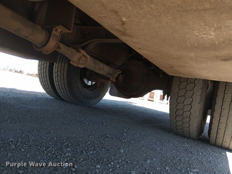 image for item EC1215 1996 International 4700 utility / service truck