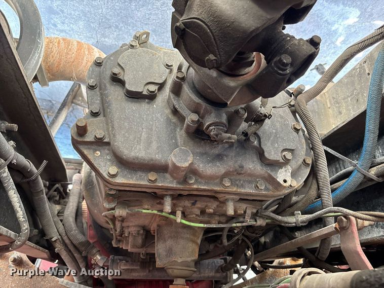 image for item EC3598 2009 Peterbilt 389 semi truck