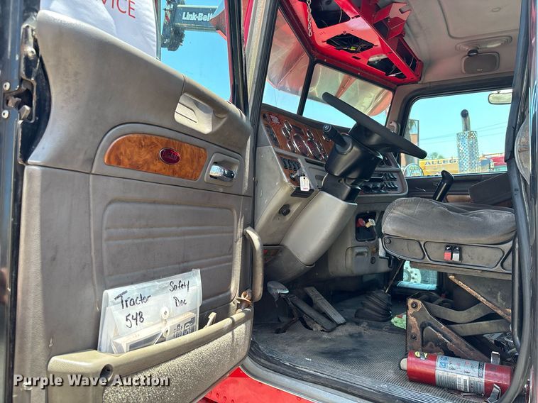 image for item EC3598 2009 Peterbilt 389 semi truck