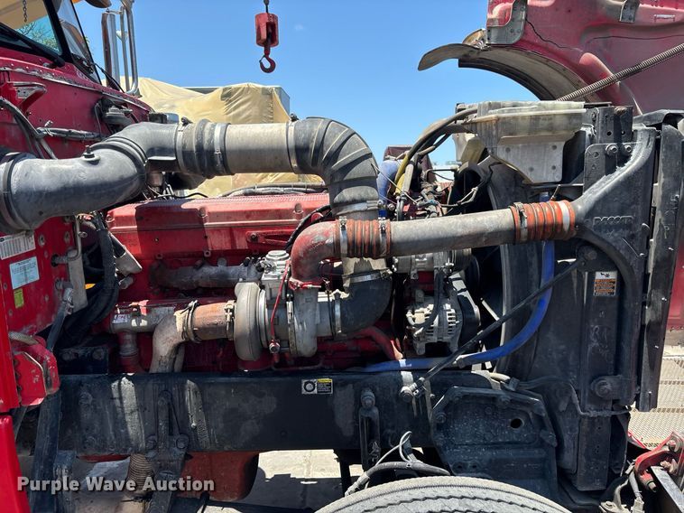 image for item EC3598 2009 Peterbilt 389 semi truck