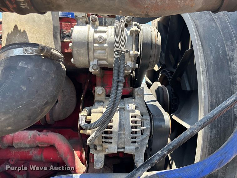 image for item EC3598 2009 Peterbilt 389 semi truck