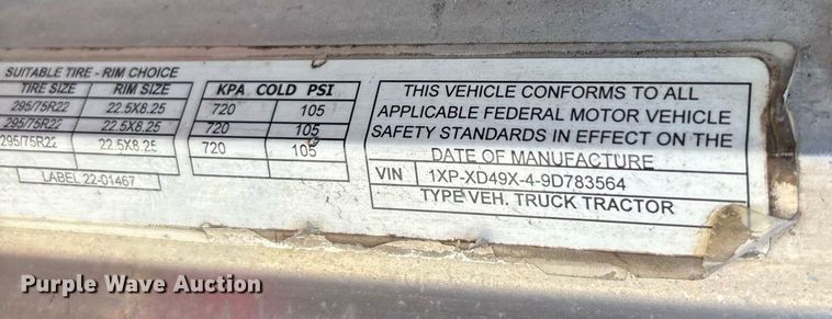 image for item EC3598 2009 Peterbilt 389 semi truck