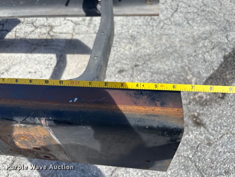 image for item EC3857 2003 Sterling L-Line truck cab and chassis