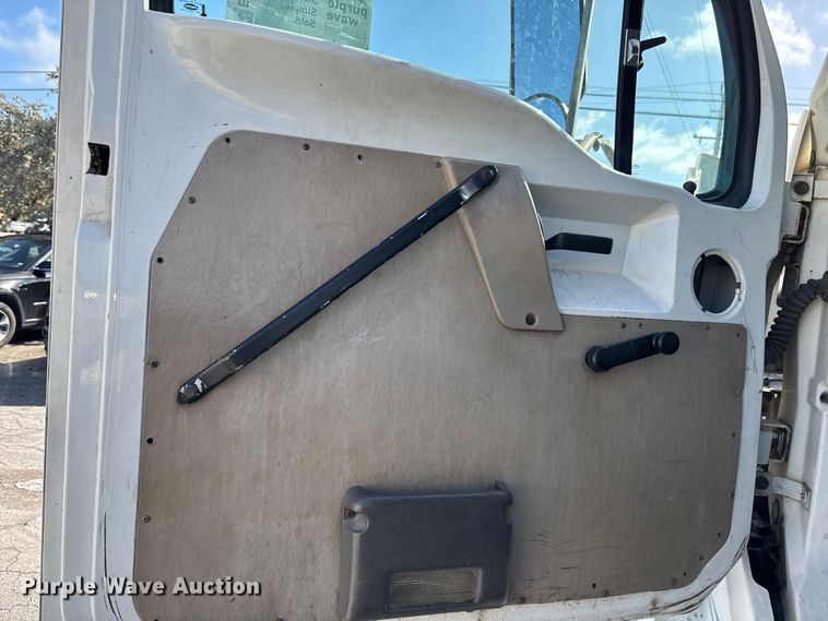 image for item EC3857 2003 Sterling L-Line truck cab and chassis