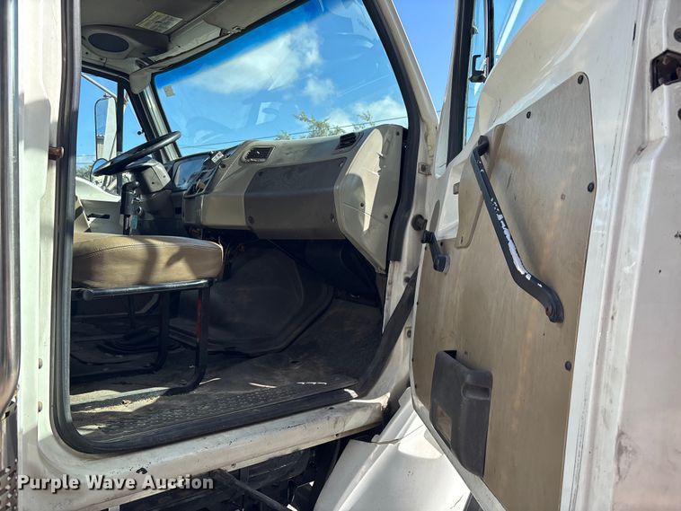 image for item EC3857 2003 Sterling L-Line truck cab and chassis