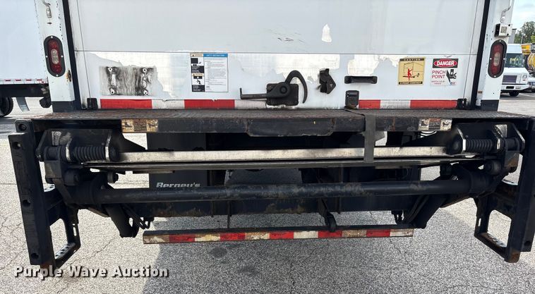 image for item EC4392 2017 Hino 268 box truck