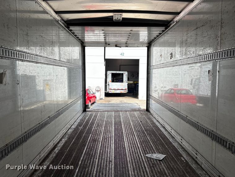 image for item EC4392 2017 Hino 268 box truck