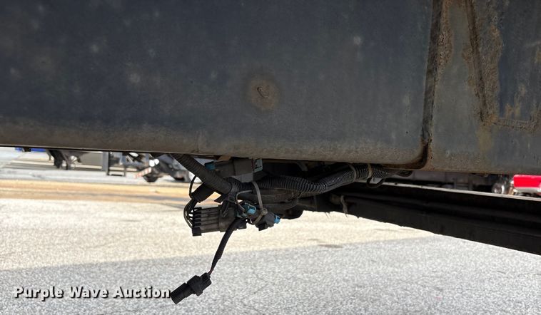 image for item EC4392 2017 Hino 268 box truck