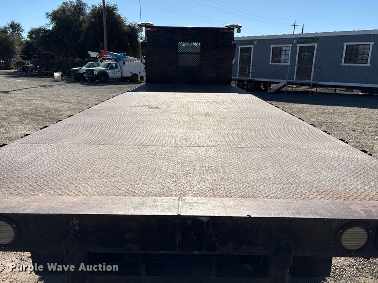 image for item EC8075 2012 Freightliner M2 Class flatbed truck