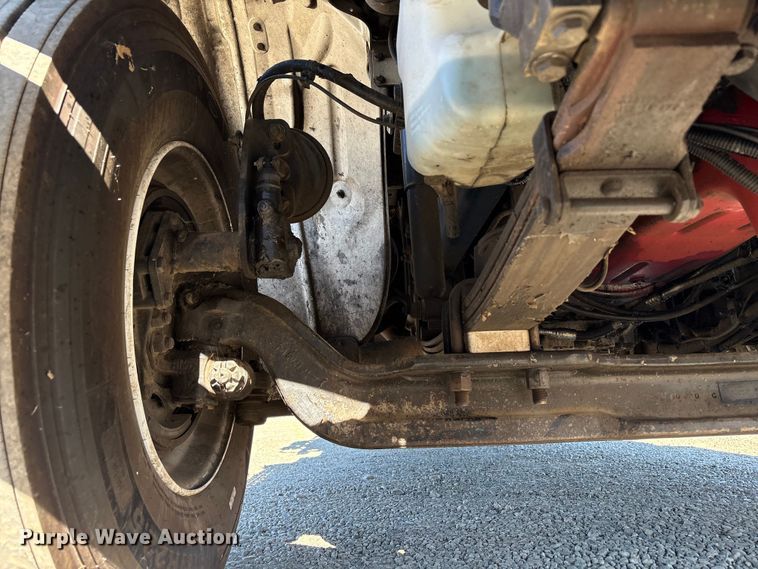 image for item EC8075 2012 Freightliner M2 Class flatbed truck