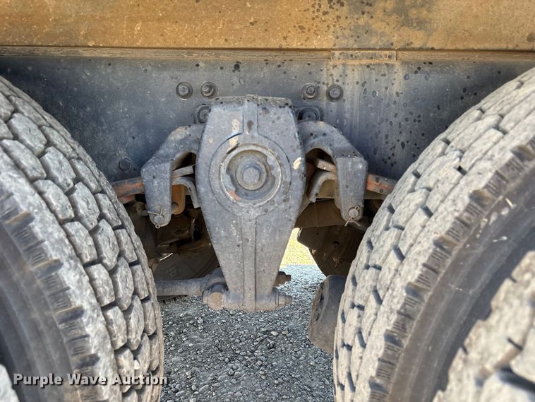 image for item EC8075 2012 Freightliner M2 Class flatbed truck