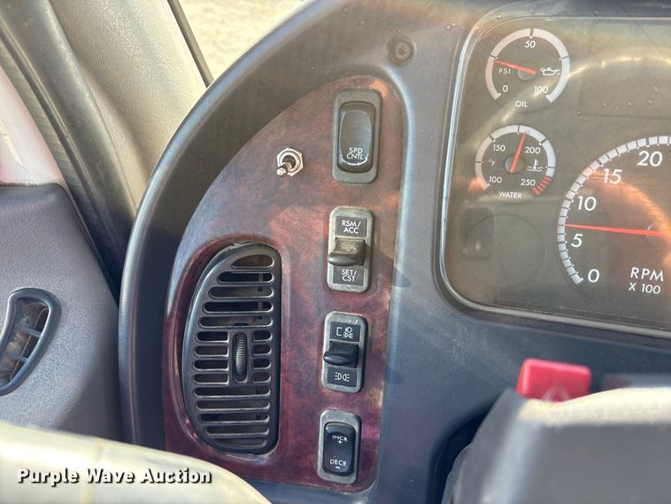 image for item EC8075 2012 Freightliner M2 Class flatbed truck