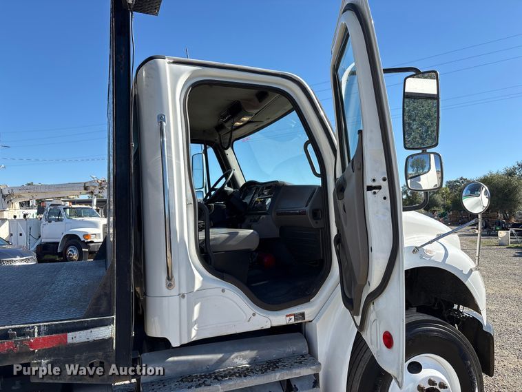 image for item EC8075 2012 Freightliner M2 Class flatbed truck