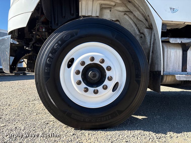 image for item EC8075 2012 Freightliner M2 Class flatbed truck