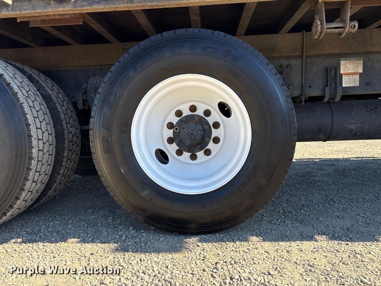 image for item EC8075 2012 Freightliner M2 Class flatbed truck