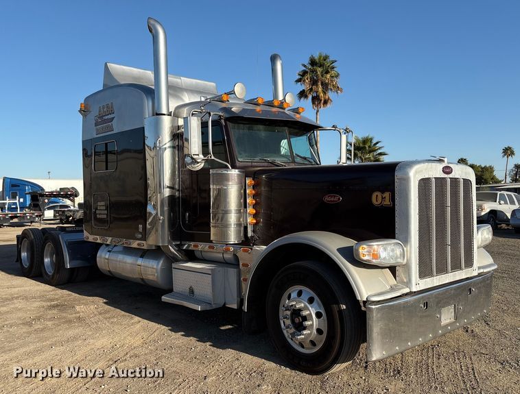 CAMIóN CAMAROTE 2010 PETERBILT