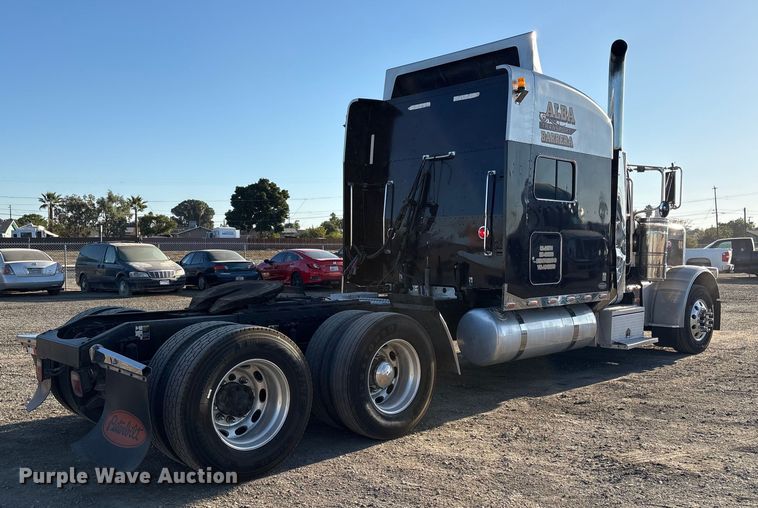 CAMIóN CAMAROTE 2010 PETERBILT