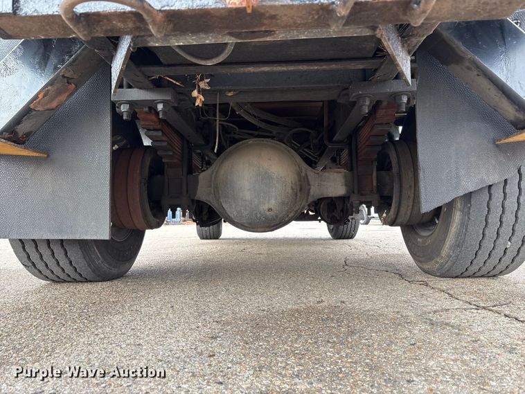 image for item EC8089 2000 Ford F750 Super Duty Ext. Cab forestry bucket truck