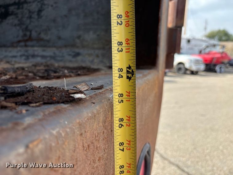 image for item EC8090 2001 Ford F650 Super Duty SuperCab chipper truck