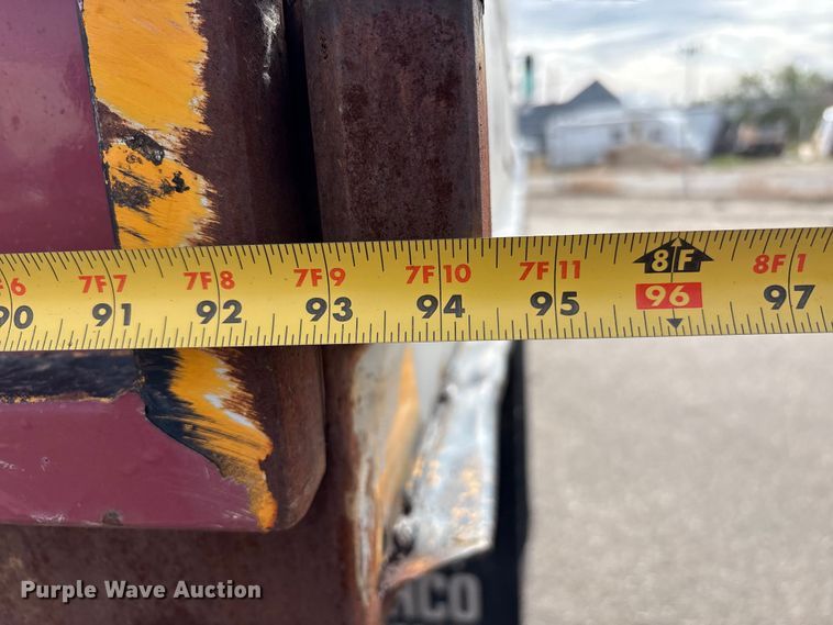 image for item EC8090 2001 Ford F650 Super Duty SuperCab chipper truck