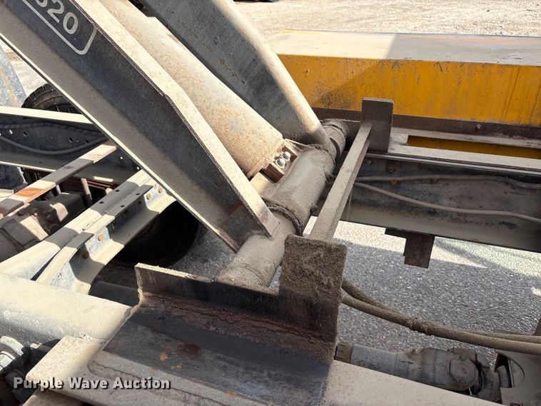 image for item EC8090 2001 Ford F650 Super Duty SuperCab chipper truck