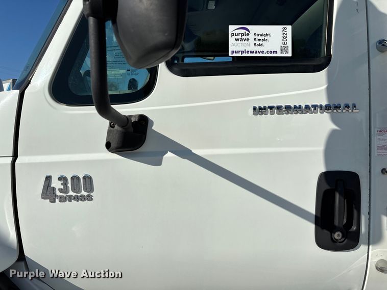 image for item ED2278 2007 International 4300 refrigerated delivery truck