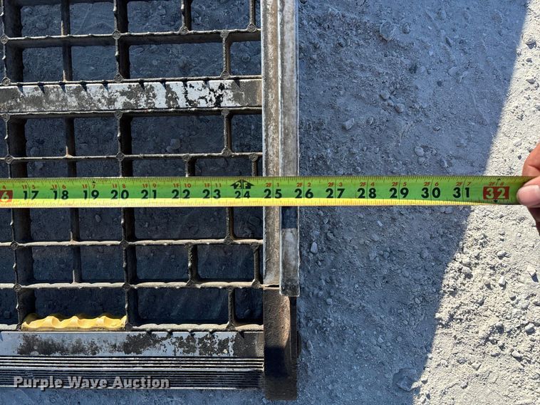 image for item ED2278 2007 International 4300 refrigerated delivery truck