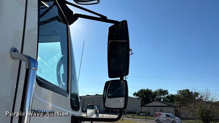 image for item ED2278 2007 International 4300 refrigerated delivery truck