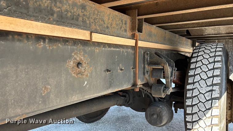 image for item ED2278 2007 International 4300 refrigerated delivery truck