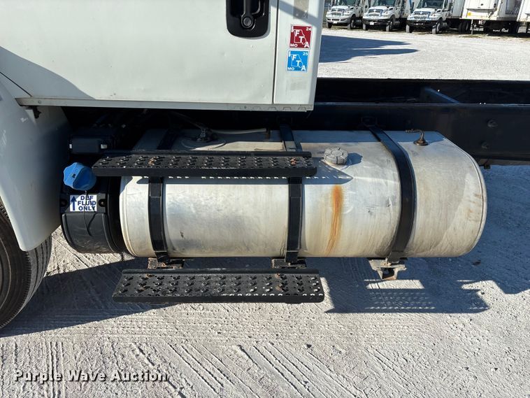 image for item ED2279 2016 International 4300 truck cab and chassis