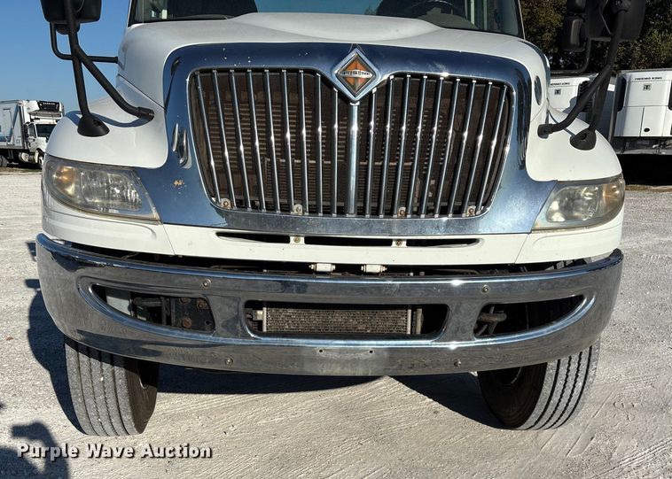 image for item ED2279 2016 International 4300 truck cab and chassis