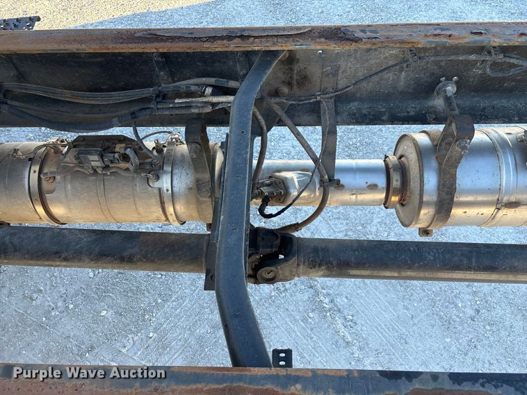 image for item ED2279 2016 International 4300 truck cab and chassis