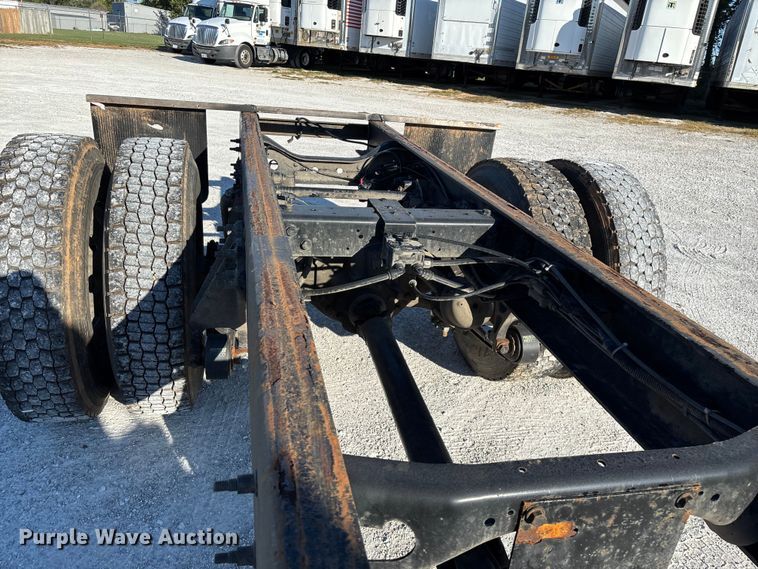 image for item ED2279 2016 International 4300 truck cab and chassis