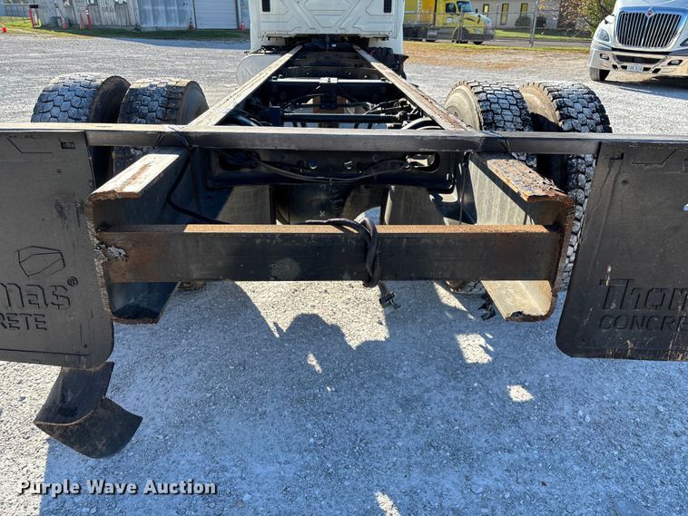 image for item ED2279 2016 International 4300 truck cab and chassis