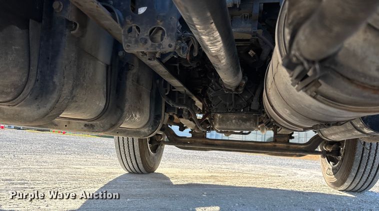 image for item ED2279 2016 International 4300 truck cab and chassis