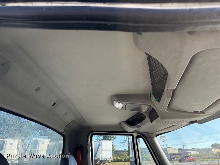 image for item ED2279 2016 International 4300 truck cab and chassis