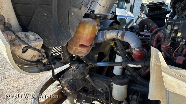 image for item ED2279 2016 International 4300 truck cab and chassis