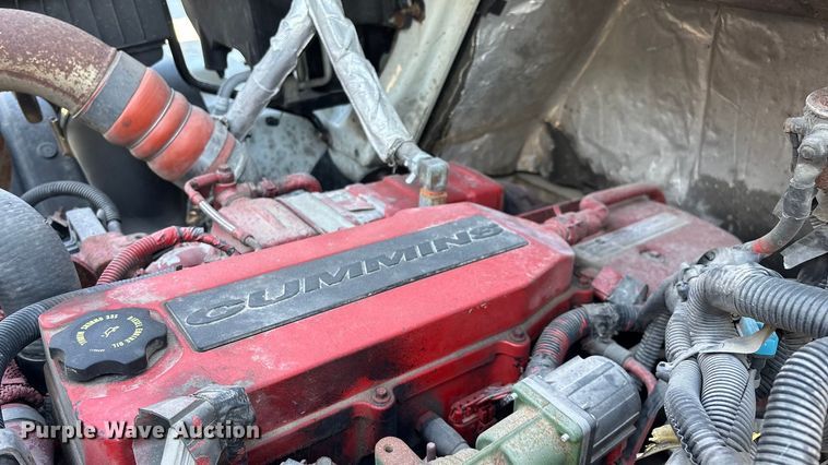 image for item ED2279 2016 International 4300 truck cab and chassis