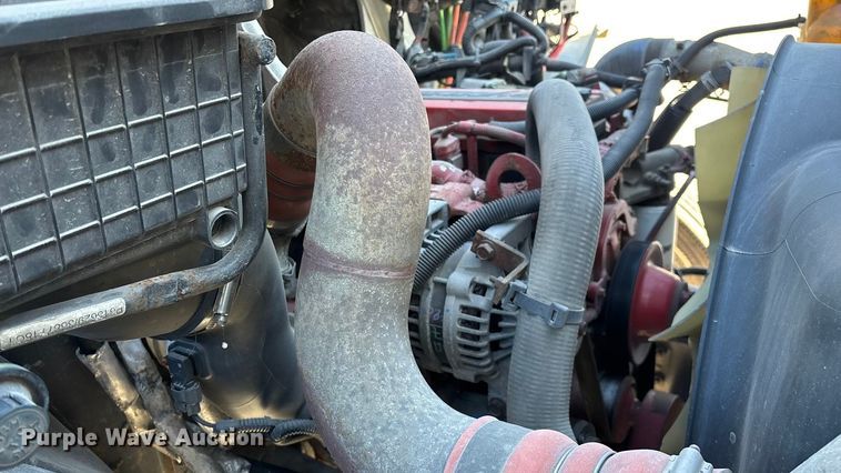 image for item ED2279 2016 International 4300 truck cab and chassis