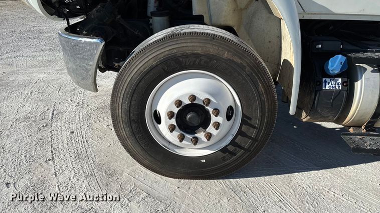 image for item ED2279 2016 International 4300 truck cab and chassis