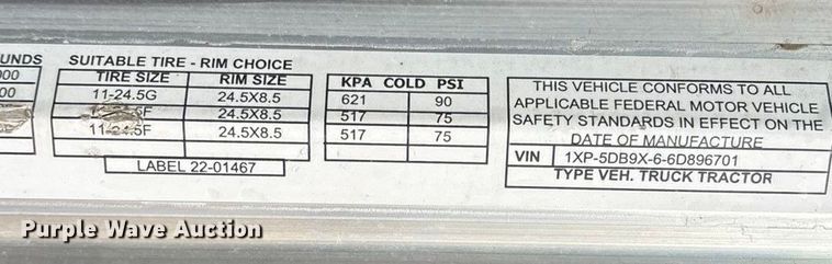 image for item ED2290 2006 Peterbilt 379 semi truck