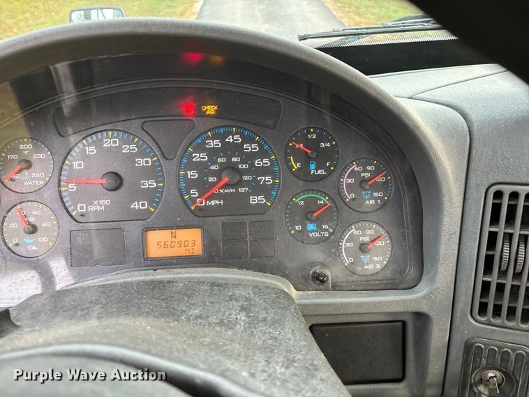 image for item ED2292 2007 International 8600 semi truck