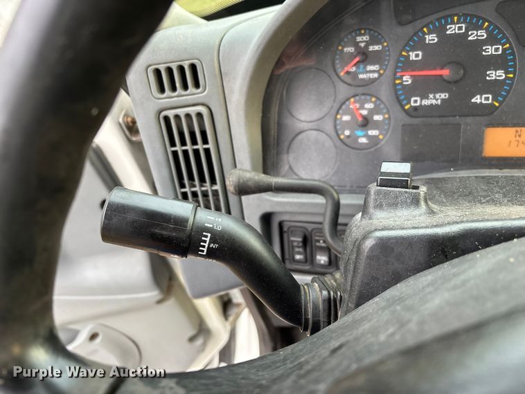 image for item ED2292 2007 International 8600 semi truck