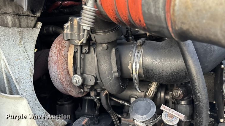 image for item ED2292 2007 International 8600 semi truck