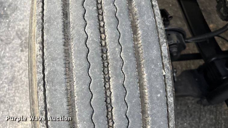 image for item ED2292 2007 International 8600 semi truck