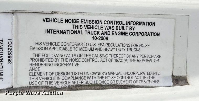 image for item ED2292 2007 International 8600 semi truck
