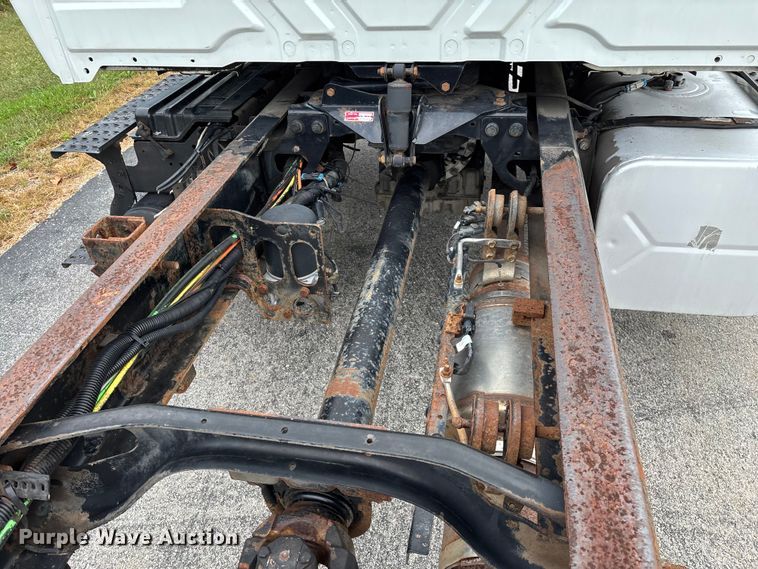 image for item ED2293 2010 International 4400 truck cab and chassis