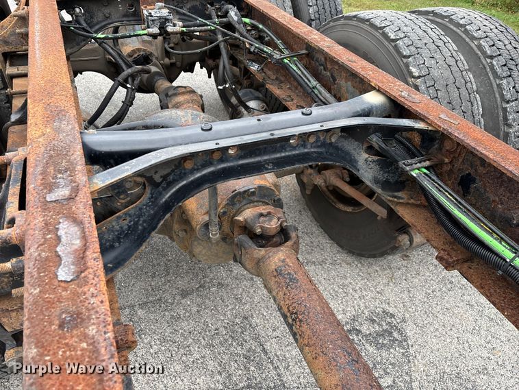 image for item ED2293 2010 International 4400 truck cab and chassis